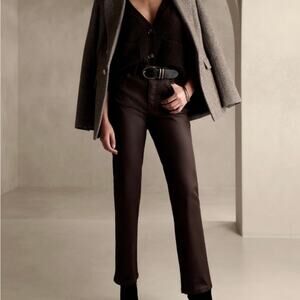 NWT Banana Republic The Straight Coated Jean Brown Leather Look Preppy Size 33